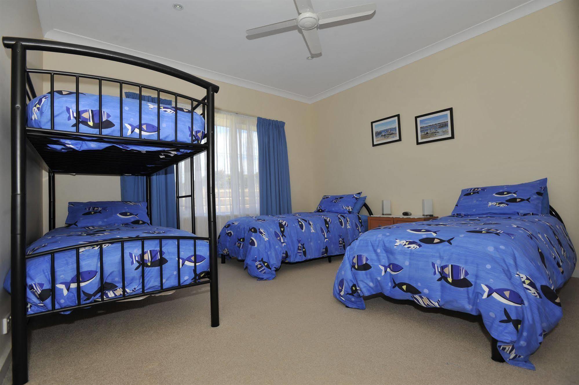 Searenity Holiday Accommodation Emu Bay Buitenkant foto